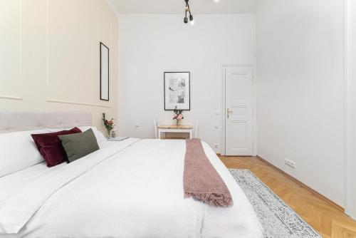 1# Fancy share Apartment with Own Bathroom, Prague (photo 7)