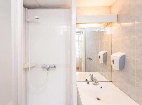 Single Room with Private Bathroom