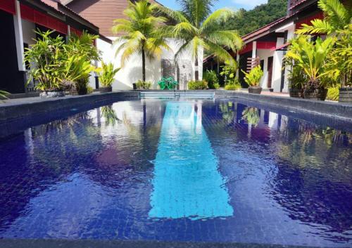 Swimming pool, Langkawi Anjung Villa in Mukim Kedawang