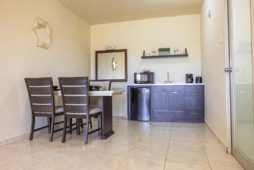 Rincon View Suites - image 14