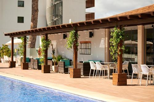 AluaSun Continental Park Hotel & Apartments - image 10