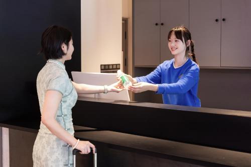 Atour Light Hotel Shanghai Daning International Shibei High-tech Park, Shanghai (foto 8)
