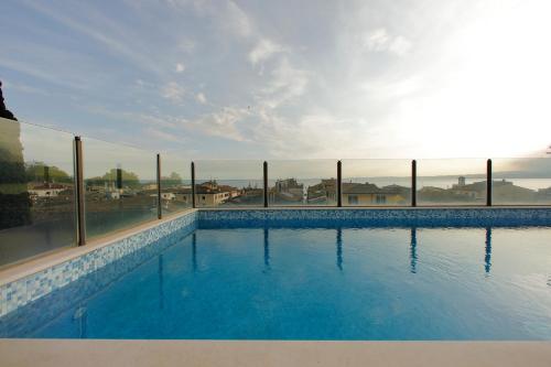 Úszómedence, Hotel Namia by Dori in Bardolino