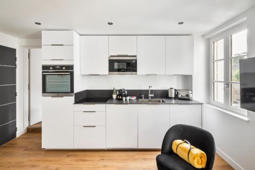 Two-Bedroom Apartment (No Parking) image 7