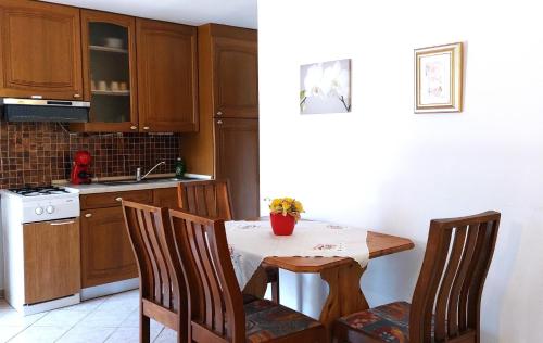 Apartment - Ground Floor image 8