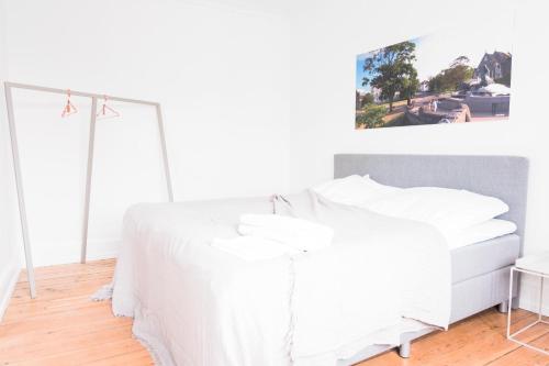 Lovely 2-BR w a private balcony in Nørrebro - 68, Copenhagen (photo 4)