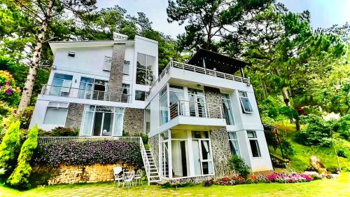 Biệt Thự Lan Anh Đà Lạt