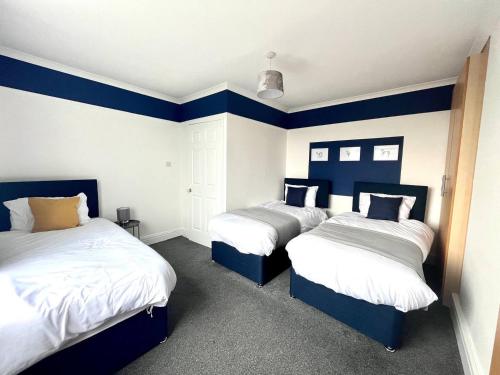 Lovely Apartment Near Newcastle, Driveway, Wifi