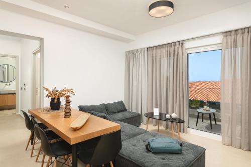 Two-Room Apartment image 6