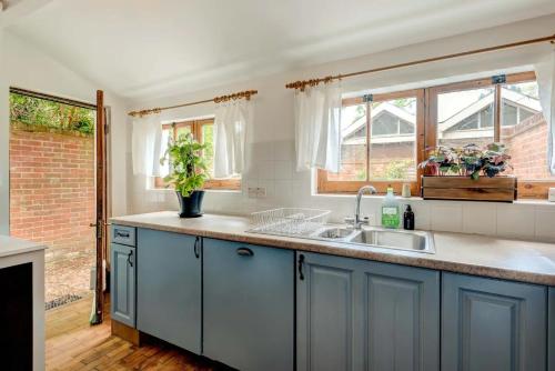 Konyha, The Writers Retreat- Hastings in Silverhill