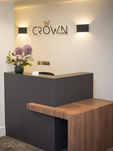 Crown Hotel