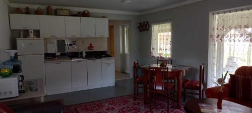 Ramintos miško namelis (Ramintos misko namelis) in 內拉維