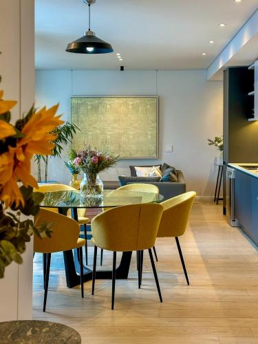 Chic Old Cape Quarter Apartment - image 4