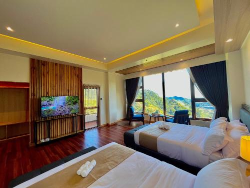 2 double beds
