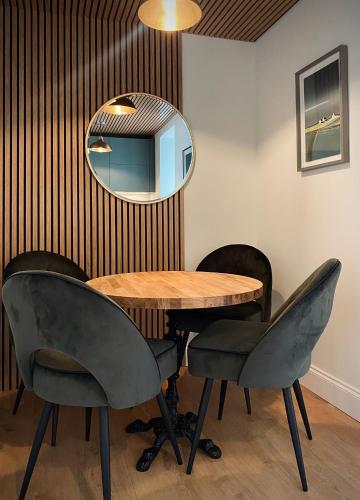 洛赫賽德賓館 (Lochside Guest House) in 阿羅查