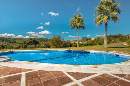  Palm Tree Golfers Retreat With Private Pool in San Roque