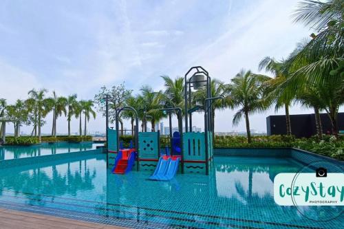 Puchong Skylake Lake-view Condo 3-6pax - image 14