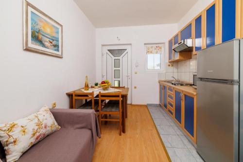 Two-Bedroom Apartment with Balcony image 9