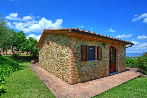 Viesnīcas āriene, Villa Ulivi by PosarelliVillas in Lucignano