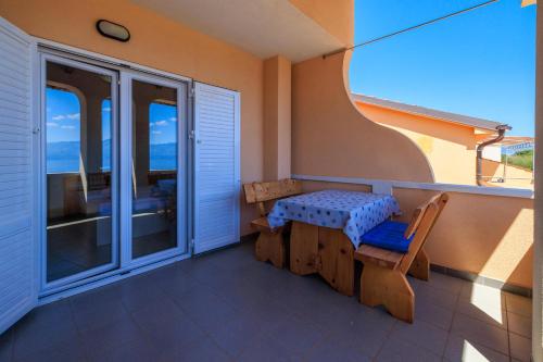 Two-Bedroom Apartment with Terrace image 3