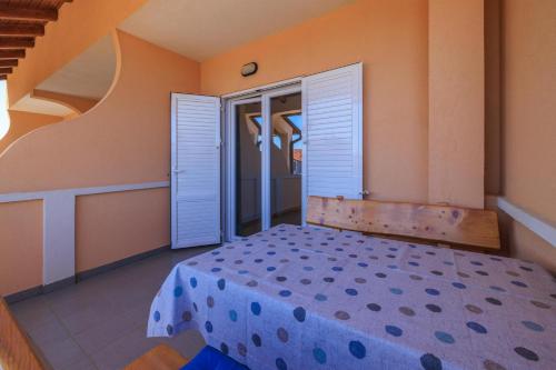 Two-Bedroom Apartment with Terrace image 2