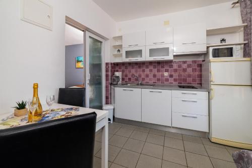 One-Bedroom apartment Standard room in Apartments Ruzica F