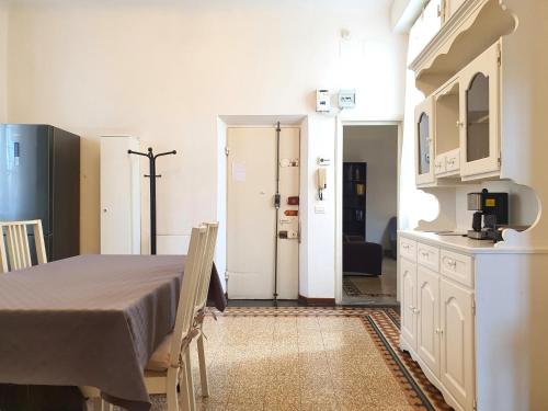 Very Central Apartment 30 Seconds From Uffizi Gallery - image 10