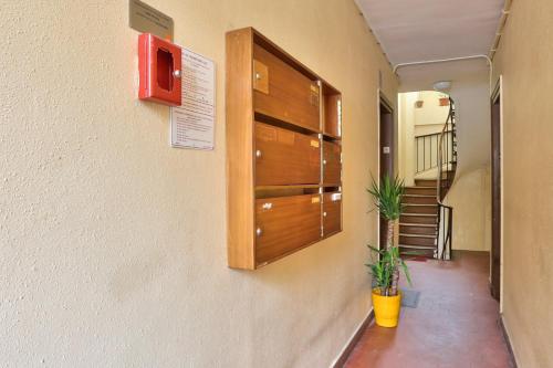 Rustic Bohemian Duplex in Meudon in มูดง