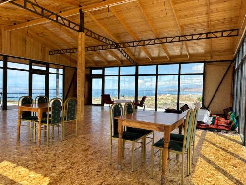 Yurt camp Chyrak in Tong