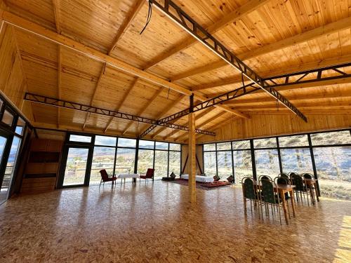 Yurt camp Chyrak in Tong