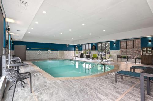Hampton Inn & Suites Mount Pleasant in Mount Pleasant, USA