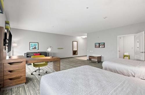 Hampton Inn & Suites Mount Pleasant - image 12