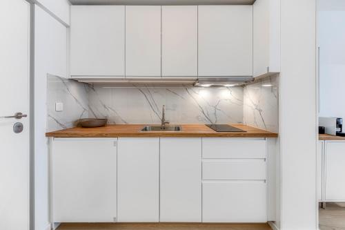 Nunas Luxury Port Residences Room Type - Studio with Balcony