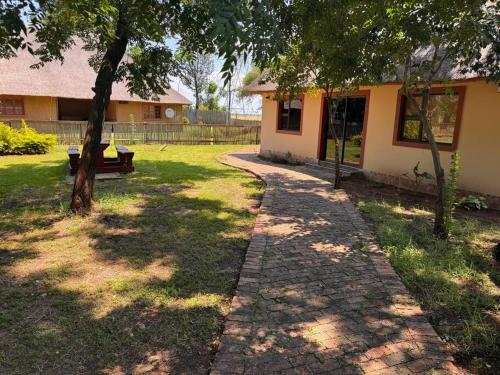 Falcon Lodge ET in Bela Bela