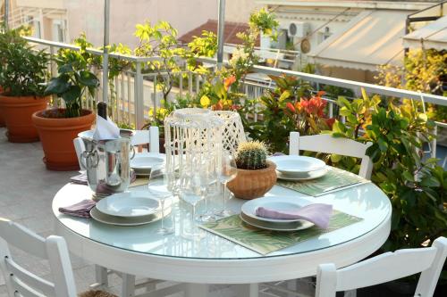 Live in Athens THISEIO Residencies - image 11