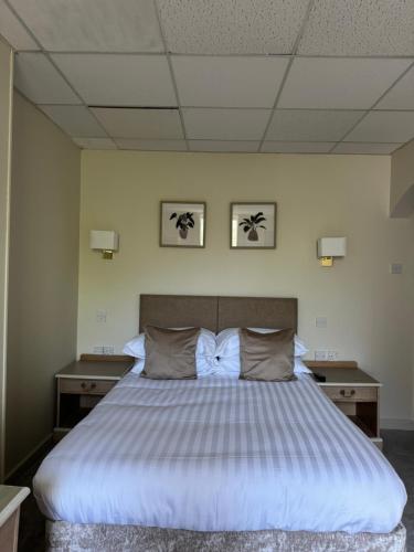 The Mayfair Hotel - OCEANA COLLECTION - image 6