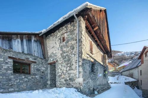 House with 2 bedrooms in Valloire with wonderful mountain view furnished garden and WiFi 1 km from the slopes - image 11