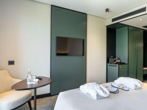Executive King Room