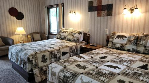 Weirs Beach Motel & Cottages