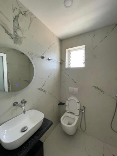 Two-Bedroom Apartment image 5