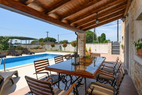 VILLA GINA
