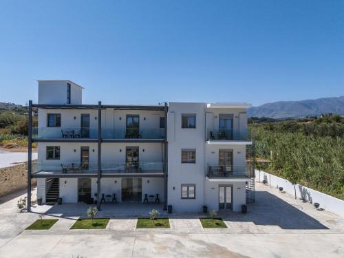 Iosifina rooms, 80 metres from Episkopi beach! - Κάτω Μαλάκι