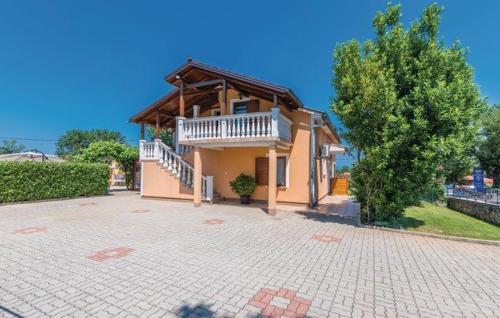 Vila San Sebastian in สเวติ อีแวน