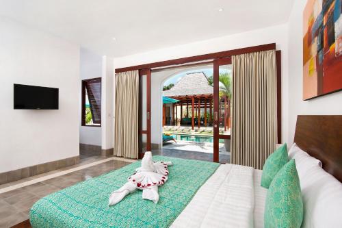 Villa Amalia Walk To Legian Beach - image 3