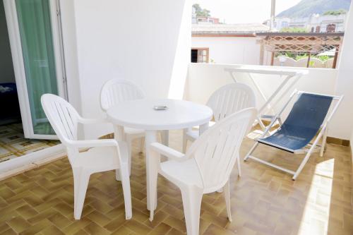 Superior Double Room image 10