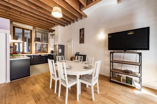 AllinLyon | Grand loft chic & chaleureux, Lyon (zdjęcie 8)