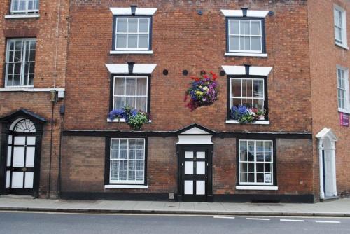 Crescent Cottage, sleeps 8, pet friendly gîte à louer Sleep Inn Tewkesbury