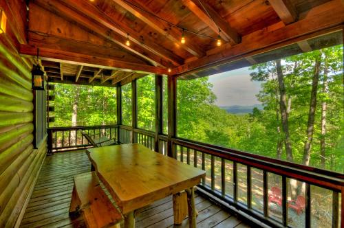 Aska Sunrise in the Heart of Aska Adventure Area in Blue Ridge, USA