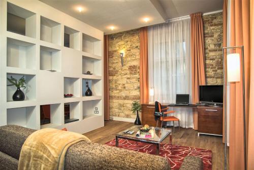 Residence Rybna - image 5