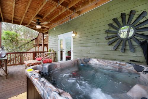 Hayes Haven - Located on Fightingtown Creek in Epworth, USA